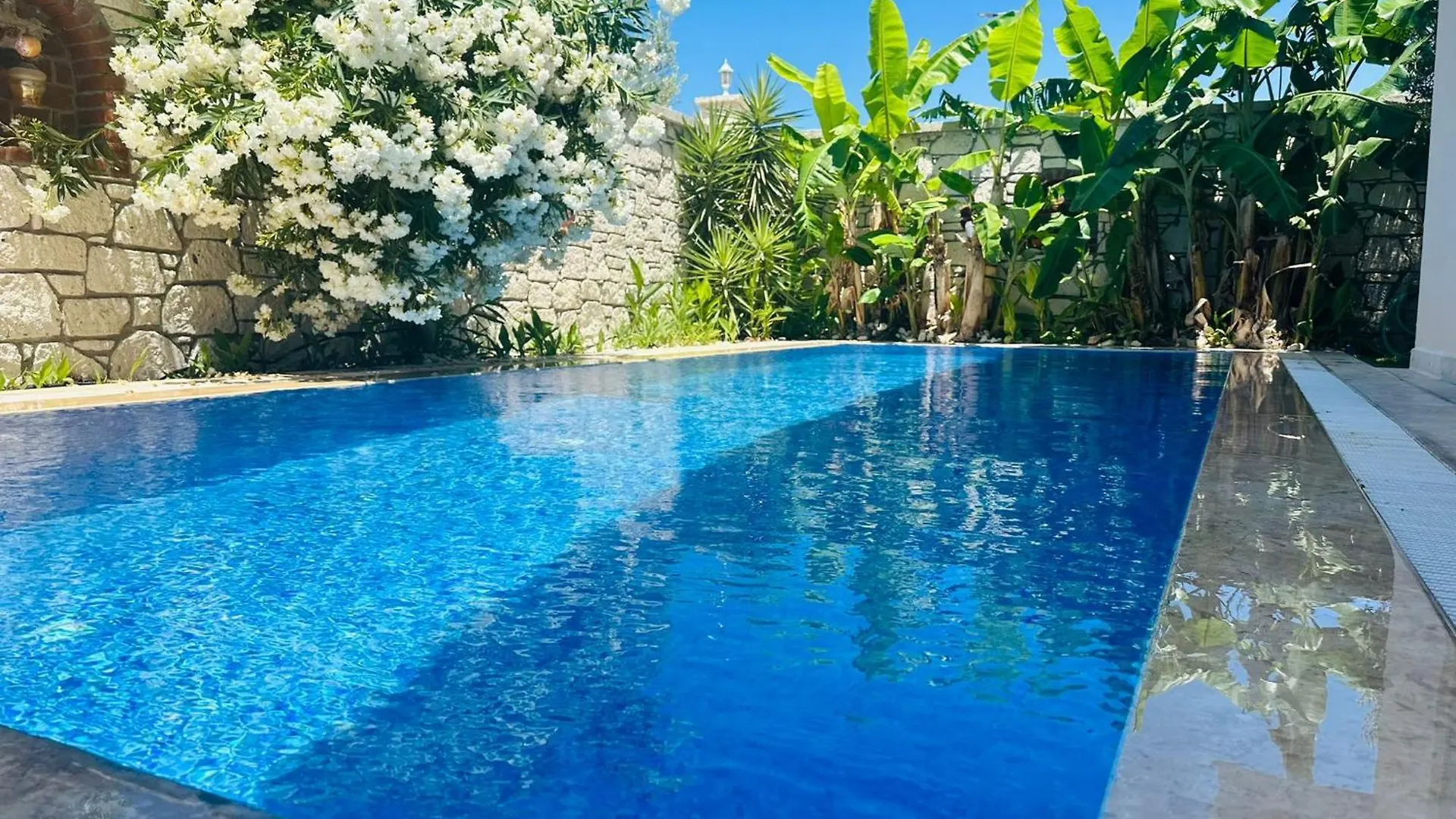 Evalacati - Villa Harnup- Tamamen Muestakil Villa Turkey