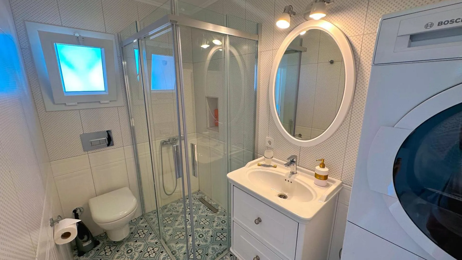 Evalacati - Villa Harnup- Tamamen Muestakil Villa 0*, Alacati