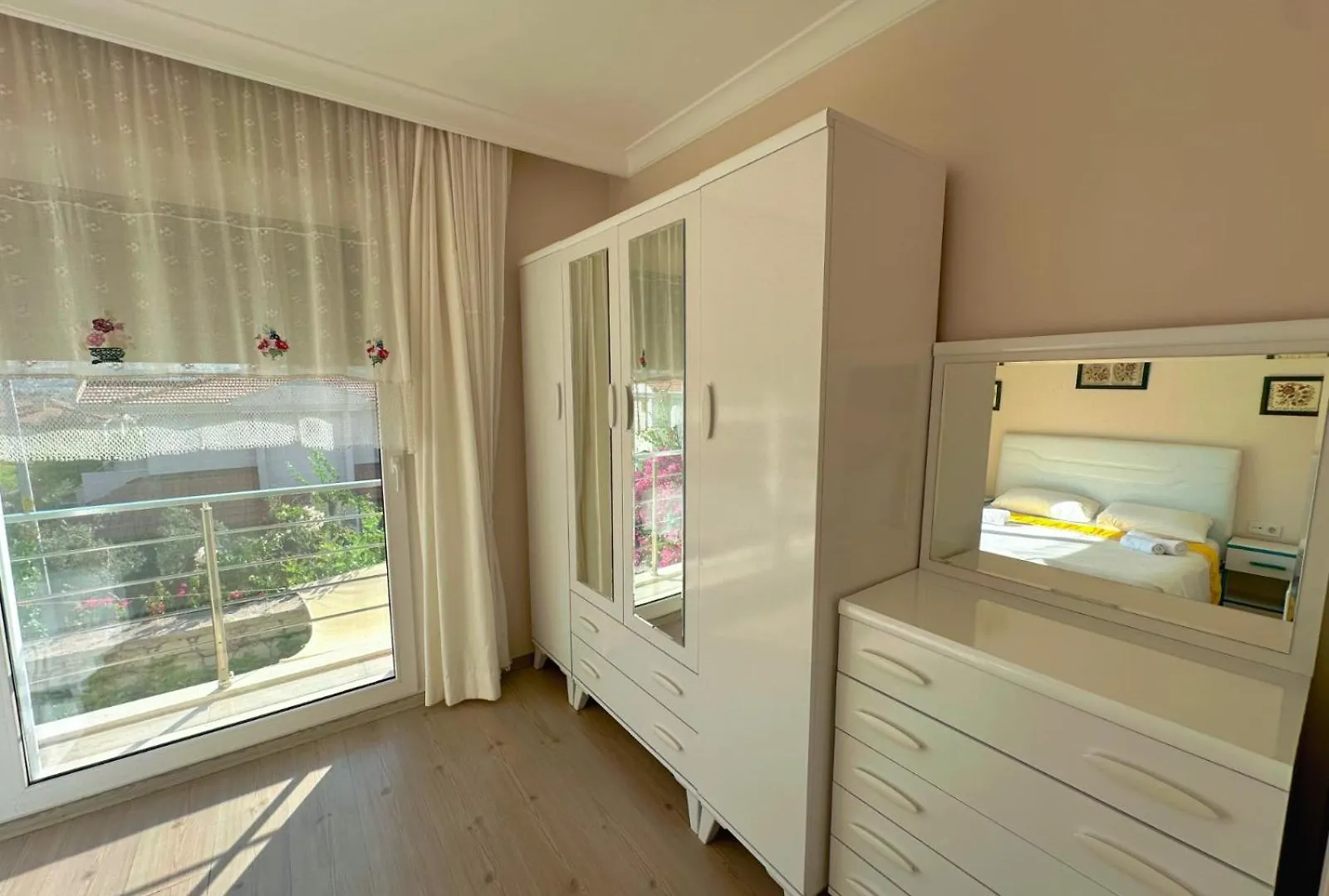 Evalacati - Villa Harnup- Tamamen Muestakil Villa 0*, Alacati Turkey