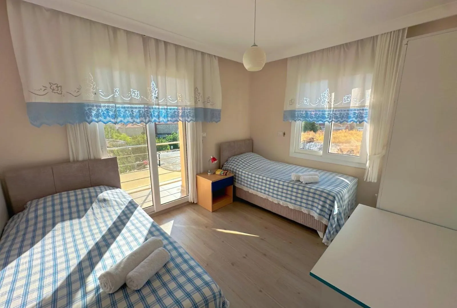 Evalacati - Villa Harnup- Tamamen Muestakil Villa